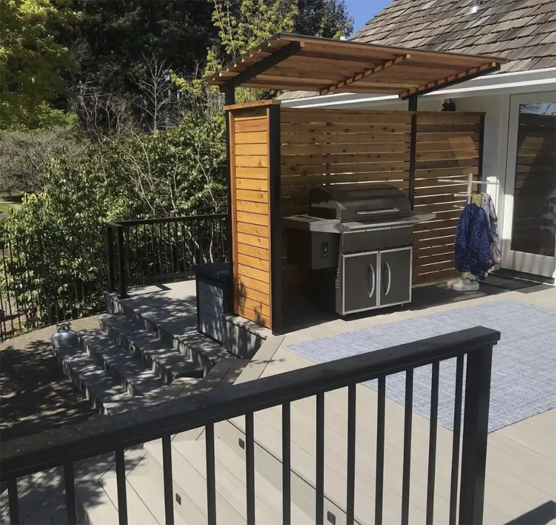 composite deck with stairs and beautiful railing system - Deck builders and contractors in Portland OR