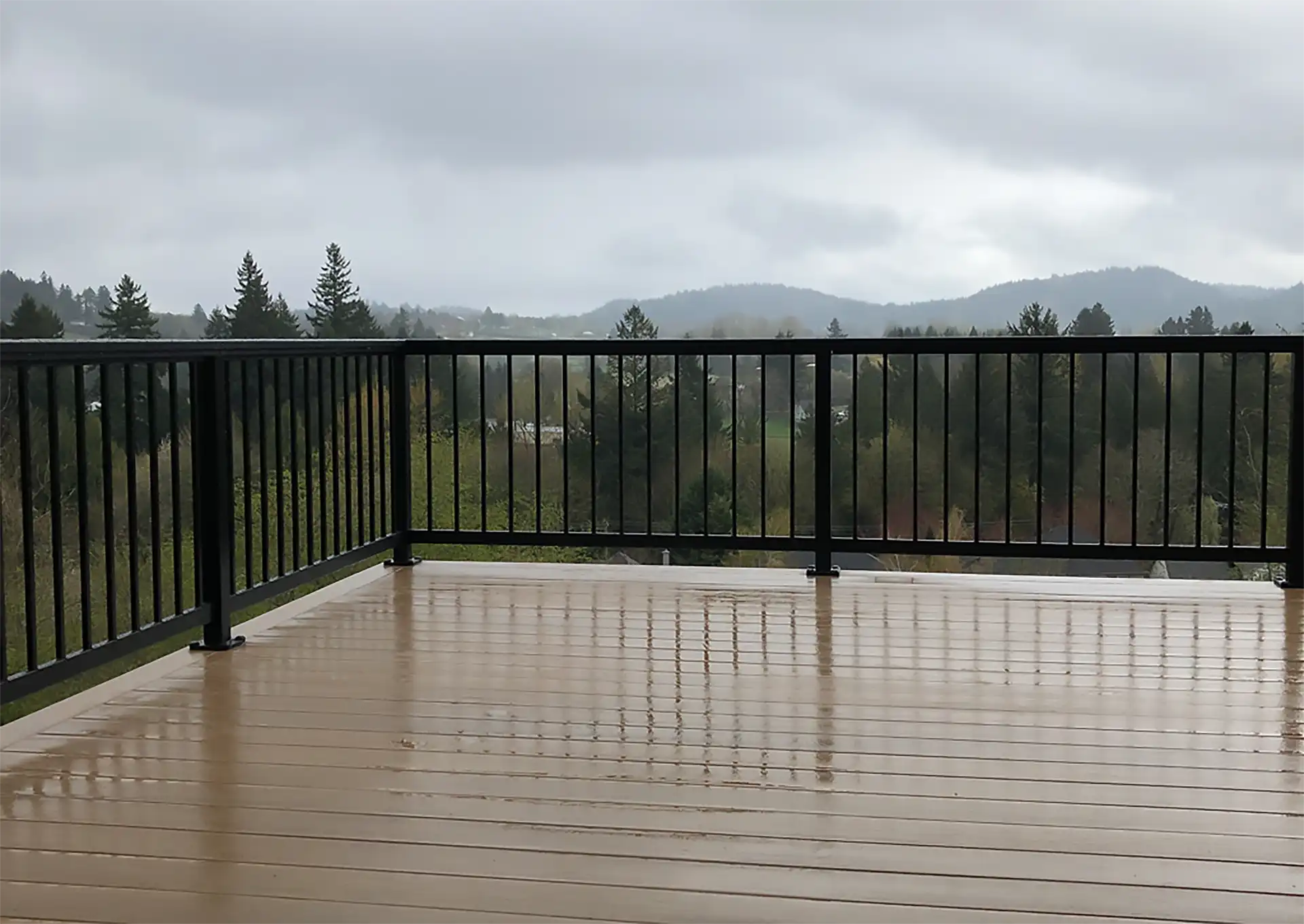 Trex Deck Railing in Oregon - Proper Built Trade Trex Decking Contractors Portland